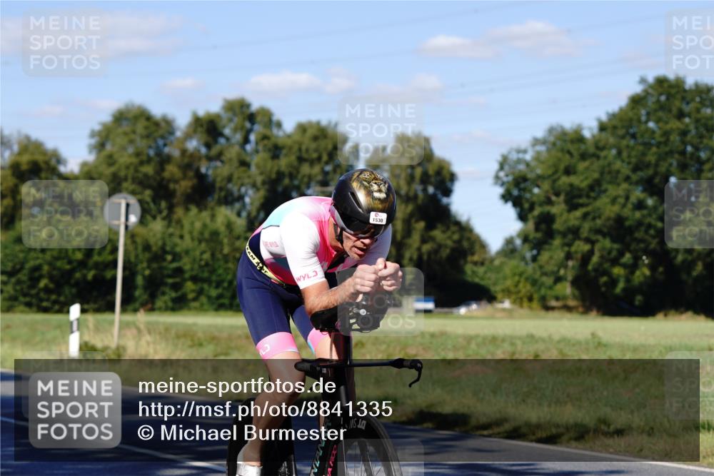 07.09.2025 - 19. Norderstedt Triathlon Michael Burmester http://msf.ph/oto/8841335 07.09.2025 15:23:19 Radfahren 1530, 1544 meine-sportfotos.de