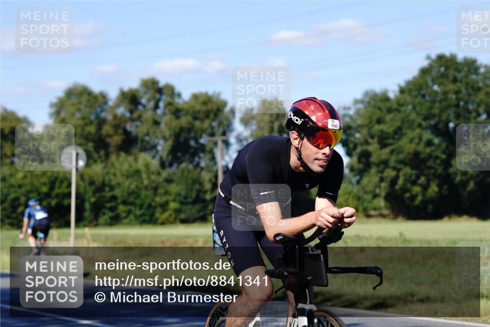 07.09.2025 - 19. Norderstedt Triathlon Michael Burmester http://msf.ph/oto/8841341 07.09.2025 15:23:26 Radfahren 454, 915, 930 meine-sportfotos.de