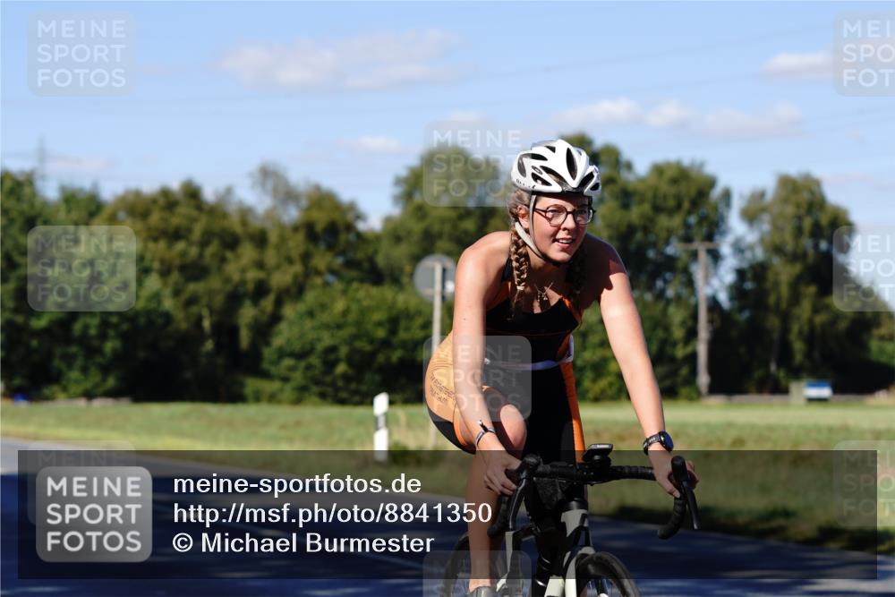 07.09.2025 - 19. Norderstedt Triathlon Michael Burmester http://msf.ph/oto/8841350 07.09.2025 15:23:52 Radfahren 457 meine-sportfotos.de