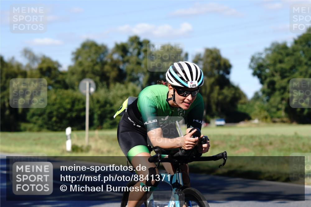 07.09.2025 - 19. Norderstedt Triathlon Michael Burmester http://msf.ph/oto/8841371 07.09.2025 15:25:01 Radfahren 1489 meine-sportfotos.de