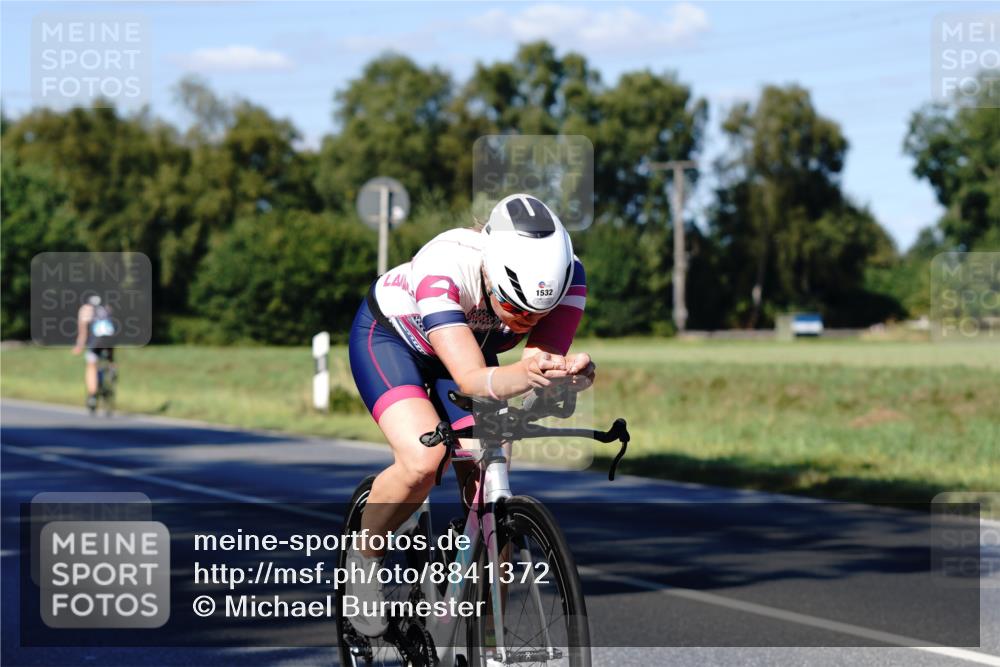 07.09.2025 - 19. Norderstedt Triathlon Michael Burmester http://msf.ph/oto/8841372 07.09.2025 15:25:16 Radfahren 894, 1433, 1532 meine-sportfotos.de