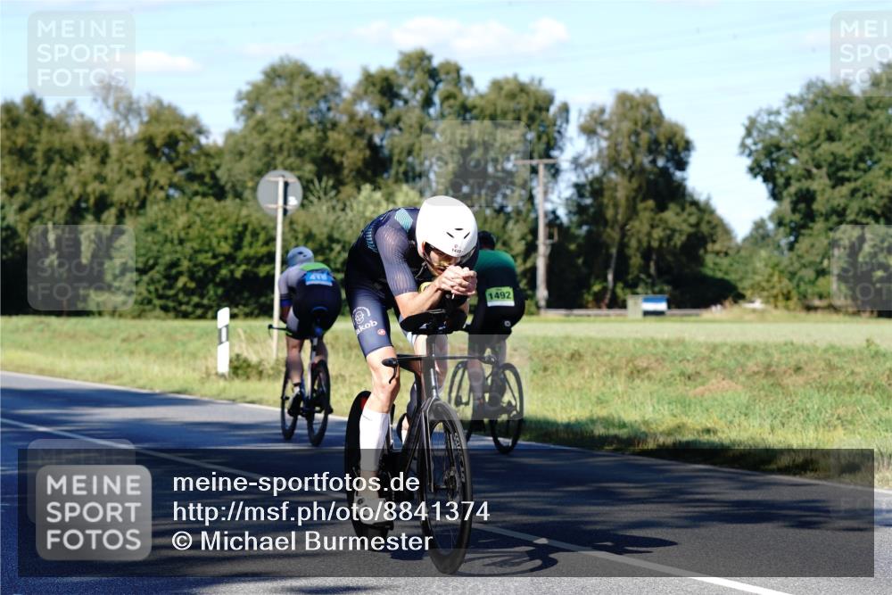 07.09.2025 - 19. Norderstedt Triathlon Michael Burmester http://msf.ph/oto/8841374 07.09.2025 15:25:17 Radfahren 894, 1433, 1532 meine-sportfotos.de