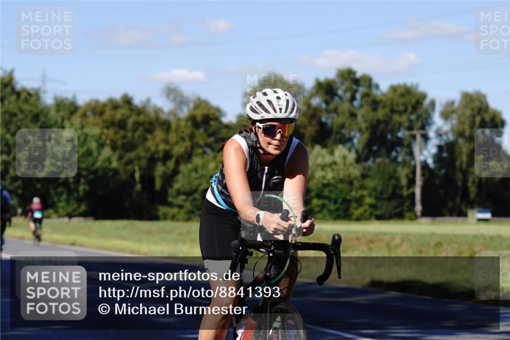 07.09.2025 - 19. Norderstedt Triathlon Michael Burmester http://msf.ph/oto/8841393 07.09.2025 15:25:47 Radfahren 461, 893, 1407 meine-sportfotos.de
