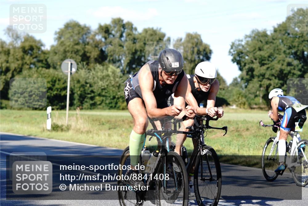 07.09.2025 - 19. Norderstedt Triathlon Michael Burmester http://msf.ph/oto/8841408 07.09.2025 15:25:56 Radfahren 405, 406, 443, 447, 910, 1432, 1510, 1514, 1531 meine-sportfotos.de