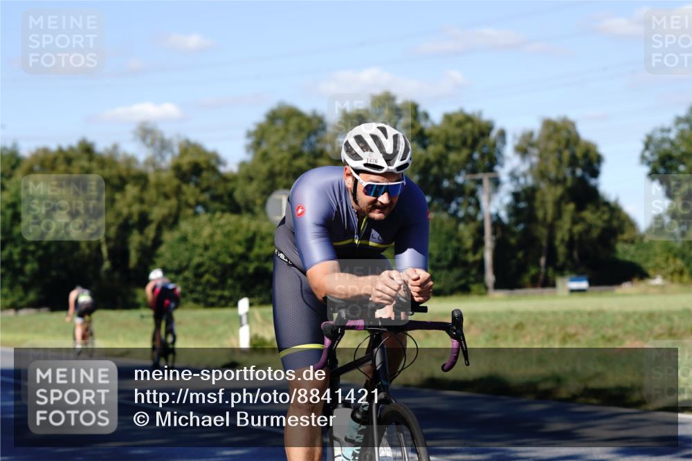 07.09.2025 - 19. Norderstedt Triathlon Michael Burmester http://msf.ph/oto/8841421 07.09.2025 15:26:10 Radfahren 1454, 1476 meine-sportfotos.de