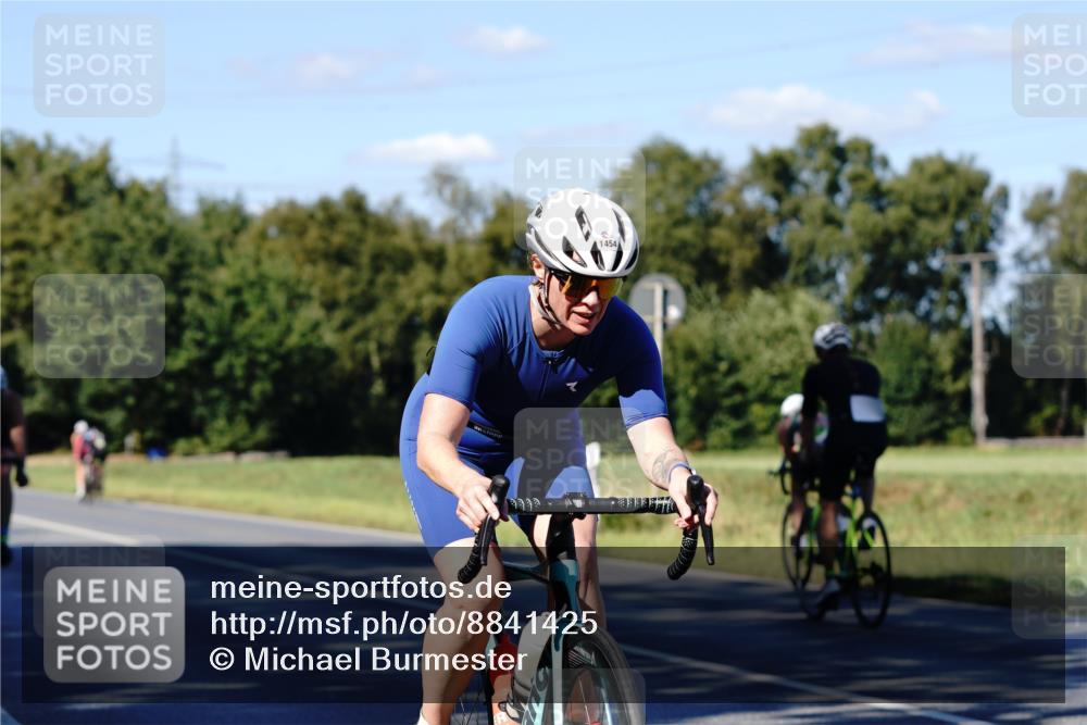 07.09.2025 - 19. Norderstedt Triathlon Michael Burmester http://msf.ph/oto/8841425 07.09.2025 15:26:13 Radfahren 918, 1454, 1529 meine-sportfotos.de