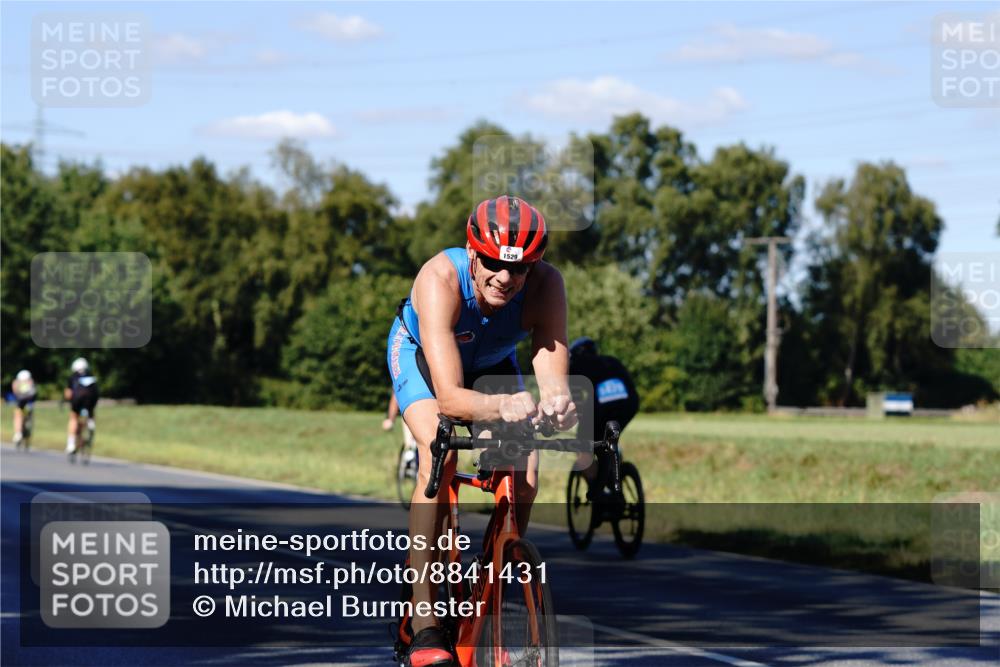 07.09.2025 - 19. Norderstedt Triathlon Michael Burmester http://msf.ph/oto/8841431 07.09.2025 15:26:17 Radfahren 918, 1529 meine-sportfotos.de