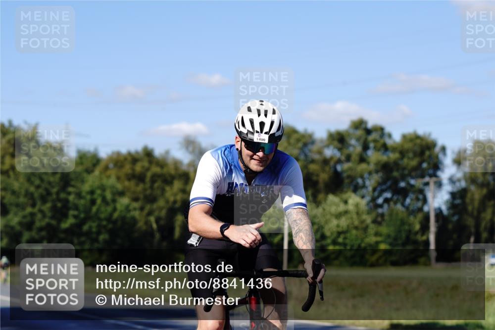 07.09.2025 - 19. Norderstedt Triathlon Michael Burmester http://msf.ph/oto/8841436 07.09.2025 15:26:24 Radfahren 1400, 1405, 1442 meine-sportfotos.de
