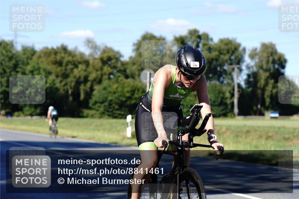 07.09.2025 - 19. Norderstedt Triathlon Michael Burmester http://msf.ph/oto/8841461 07.09.2025 15:26:52 Radfahren 380, 446, 476, 1481 meine-sportfotos.de