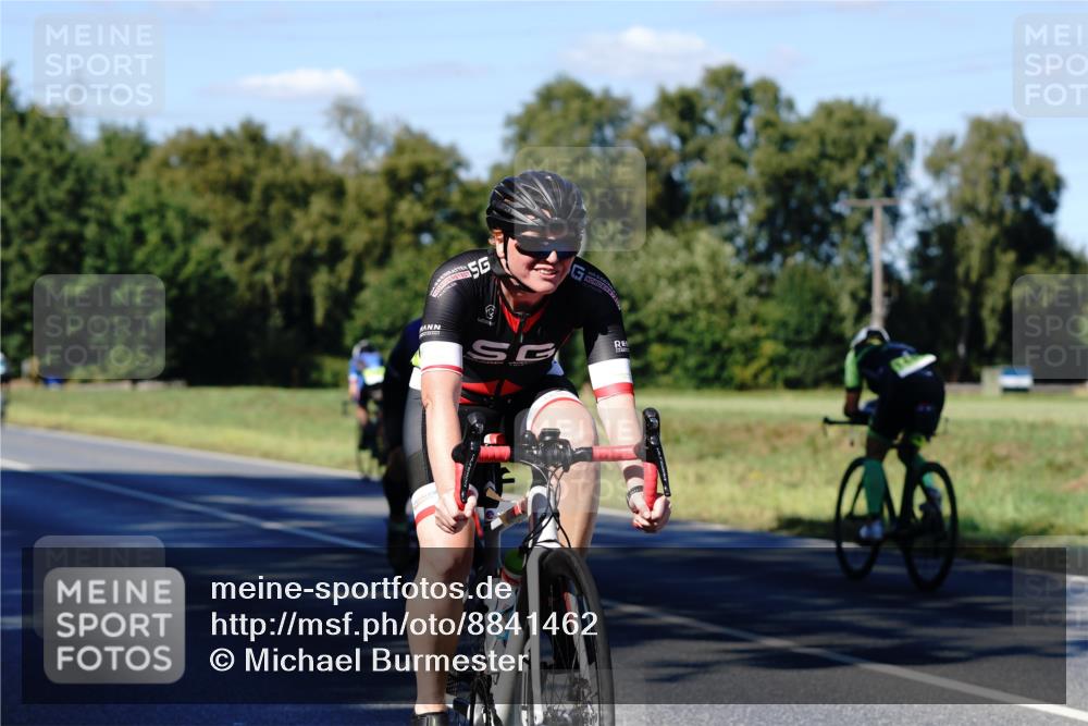 07.09.2025 - 19. Norderstedt Triathlon Michael Burmester http://msf.ph/oto/8841462 07.09.2025 15:26:54 Radfahren 380, 446, 476 meine-sportfotos.de