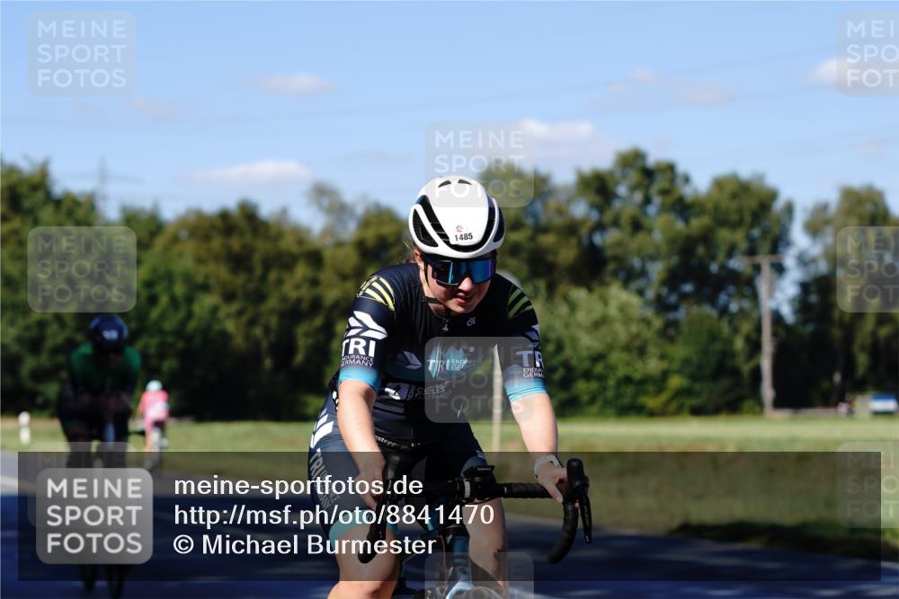 07.09.2025 - 19. Norderstedt Triathlon Michael Burmester http://msf.ph/oto/8841470 07.09.2025 15:27:24 Radfahren 1485, 1491 meine-sportfotos.de