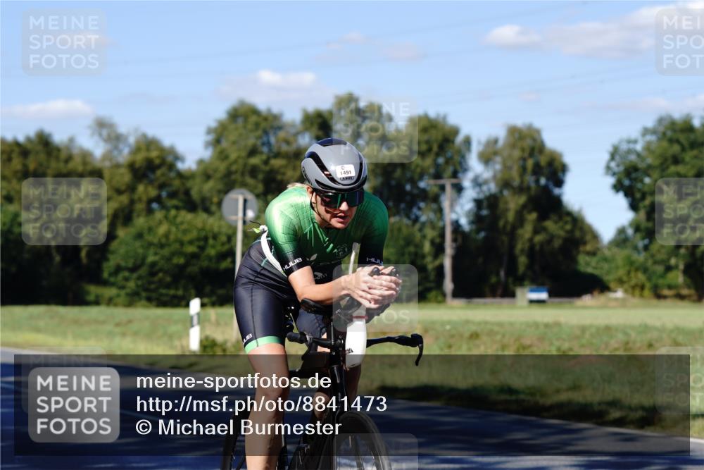 07.09.2025 - 19. Norderstedt Triathlon Michael Burmester http://msf.ph/oto/8841473 07.09.2025 15:27:25 Radfahren 1485, 1491 meine-sportfotos.de
