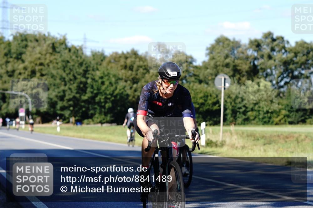 07.09.2025 - 19. Norderstedt Triathlon Michael Burmester http://msf.ph/oto/8841489 07.09.2025 15:27:40 Radfahren 947, 1430 meine-sportfotos.de