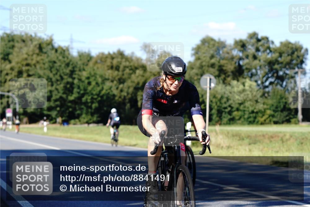 07.09.2025 - 19. Norderstedt Triathlon Michael Burmester http://msf.ph/oto/8841491 07.09.2025 15:27:40 Radfahren 947, 1430 meine-sportfotos.de