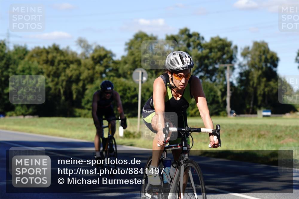 07.09.2025 - 19. Norderstedt Triathlon Michael Burmester http://msf.ph/oto/8841497 07.09.2025 15:27:48 Radfahren 409, 882, 924, 1422, 1547 meine-sportfotos.de