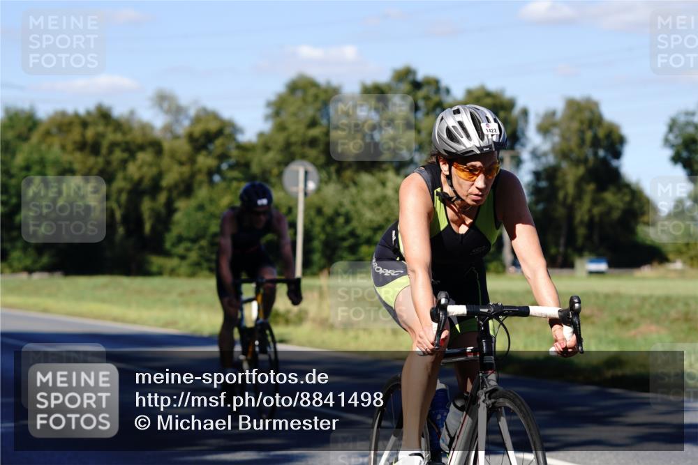 07.09.2025 - 19. Norderstedt Triathlon Michael Burmester http://msf.ph/oto/8841498 07.09.2025 15:27:48 Radfahren 409, 882, 924, 1422, 1547 meine-sportfotos.de