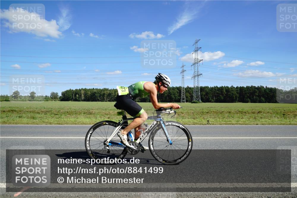 07.09.2025 - 19. Norderstedt Triathlon Michael Burmester http://msf.ph/oto/8841499 07.09.2025 14:32:22 Radfahren 473, 479, 987 meine-sportfotos.de