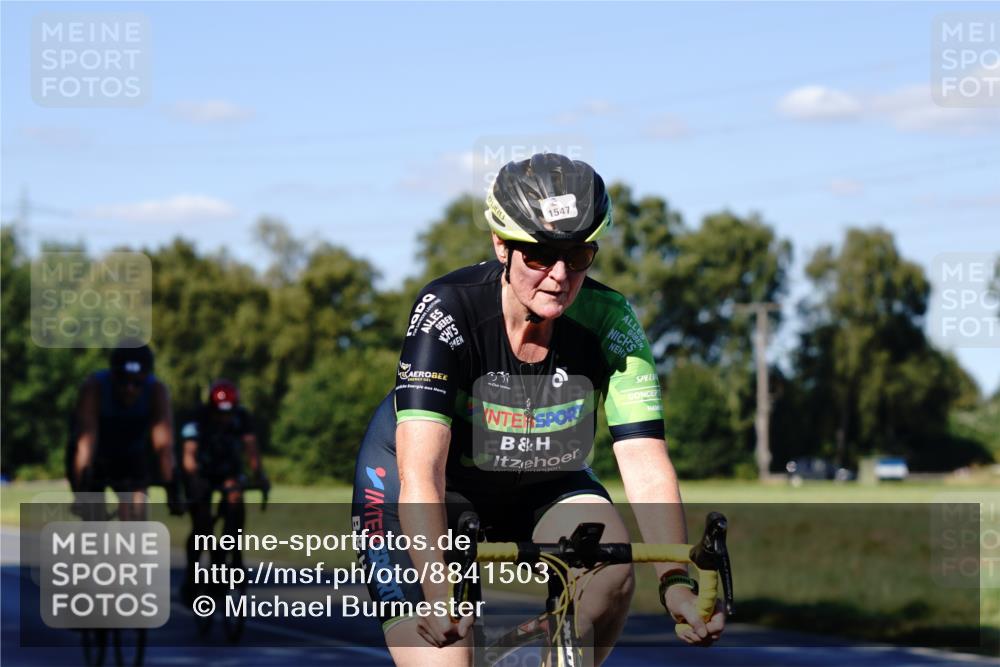 07.09.2025 - 19. Norderstedt Triathlon Michael Burmester http://msf.ph/oto/8841503 07.09.2025 15:27:50 Radfahren 409, 882, 885, 924, 1422, 1547 meine-sportfotos.de