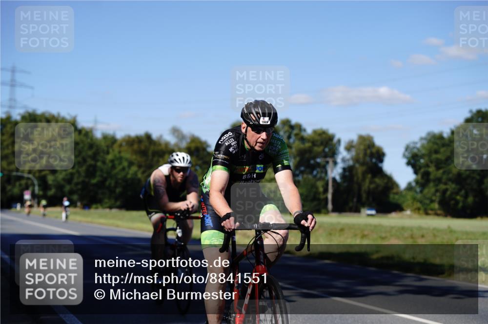 07.09.2025 - 19. Norderstedt Triathlon Michael Burmester http://msf.ph/oto/8841551 07.09.2025 15:29:47 Radfahren 871, 1524 meine-sportfotos.de