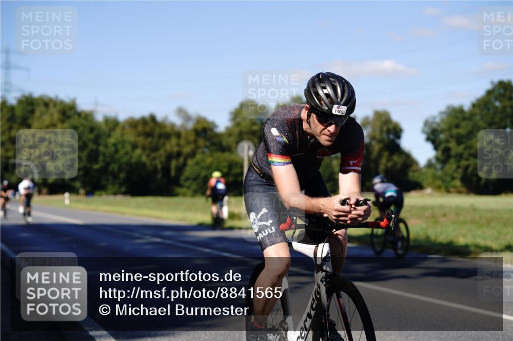 07.09.2025 - 19. Norderstedt Triathlon Michael Burmester http://msf.ph/oto/8841565 07.09.2025 15:30:11 Radfahren 1409, 1526 meine-sportfotos.de