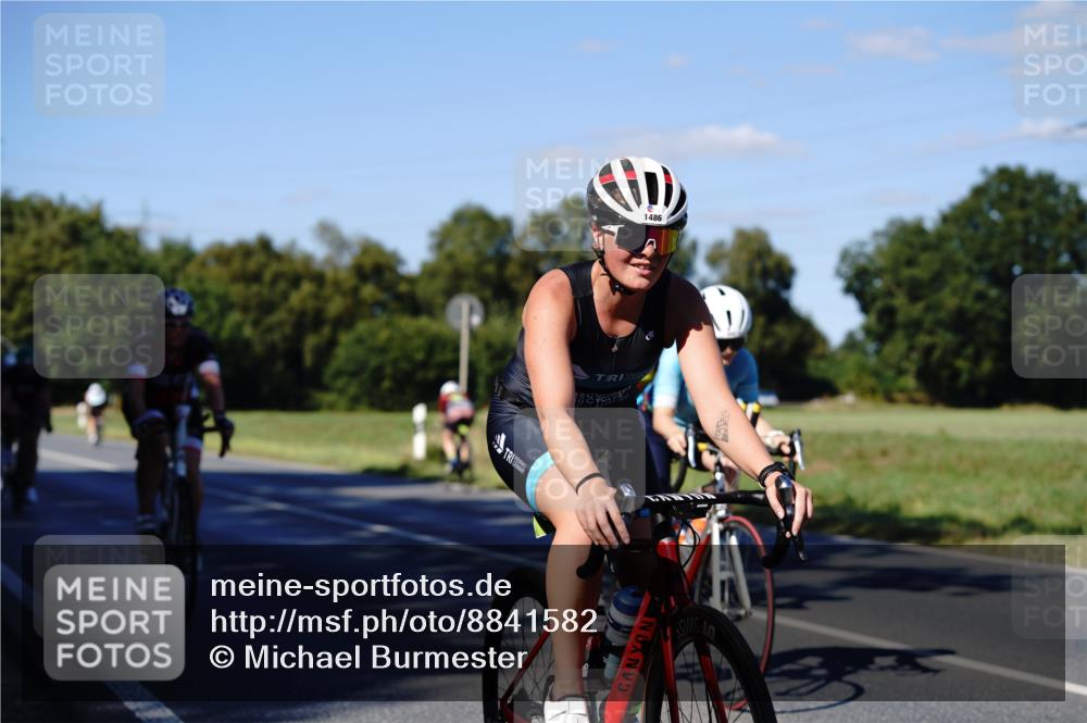 07.09.2025 - 19. Norderstedt Triathlon Michael Burmester http://msf.ph/oto/8841582 07.09.2025 15:30:34 Radfahren 407, 445, 452, 870, 884, 1435, 1486, 1545 meine-sportfotos.de