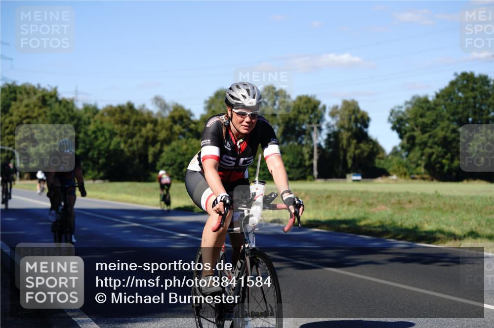 07.09.2025 - 19. Norderstedt Triathlon Michael Burmester http://msf.ph/oto/8841584 07.09.2025 15:30:35 Radfahren 399, 407, 445, 452, 467, 870, 1435, 1486, 1545 meine-sportfotos.de