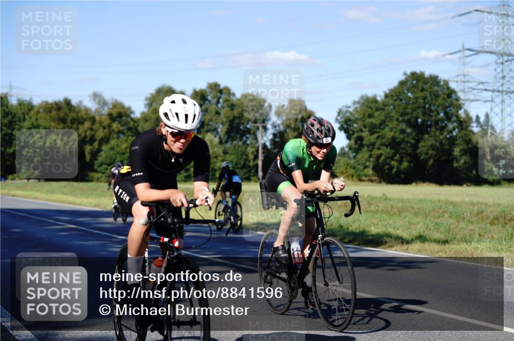 07.09.2025 - 19. Norderstedt Triathlon Michael Burmester http://msf.ph/oto/8841596 07.09.2025 15:30:38 Radfahren 383, 399, 445, 467, 870, 1545 meine-sportfotos.de