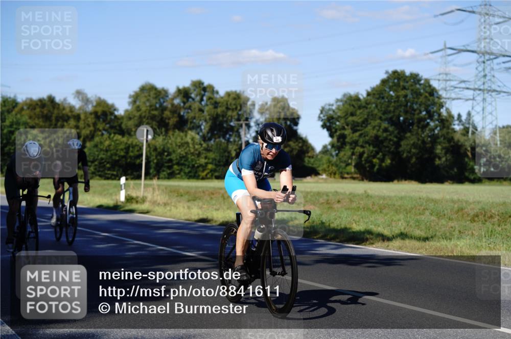 07.09.2025 - 19. Norderstedt Triathlon Michael Burmester http://msf.ph/oto/8841611 07.09.2025 15:30:49 Radfahren 416, 442, 956, 1413, 1508 meine-sportfotos.de