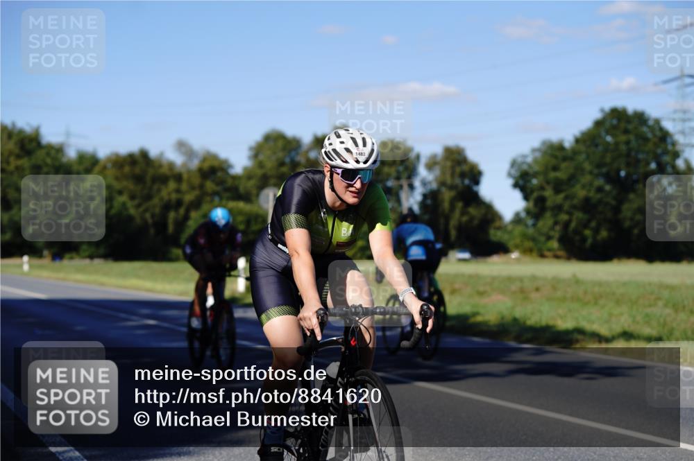 07.09.2025 - 19. Norderstedt Triathlon Michael Burmester http://msf.ph/oto/8841620 07.09.2025 15:30:56 Radfahren 438, 1482 meine-sportfotos.de