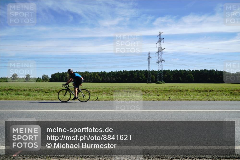 07.09.2025 - 19. Norderstedt Triathlon Michael Burmester http://msf.ph/oto/8841621 07.09.2025 12:26:09 Radfahren 781, 1361 meine-sportfotos.de