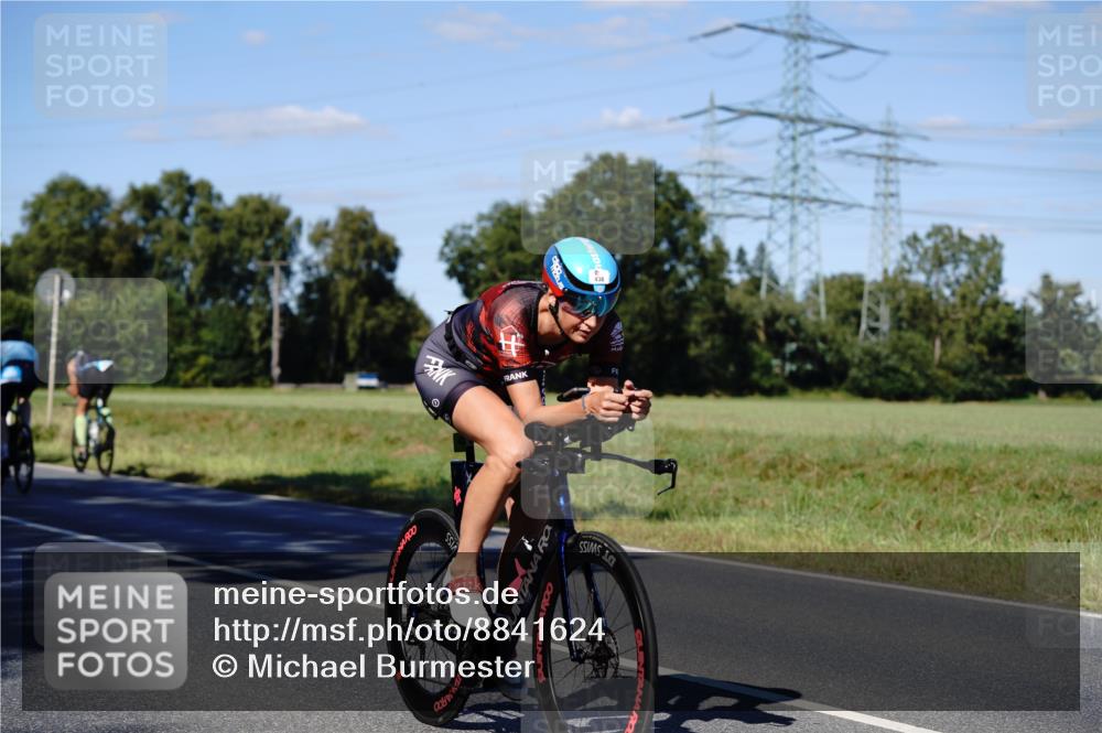 07.09.2025 - 19. Norderstedt Triathlon Michael Burmester http://msf.ph/oto/8841624 07.09.2025 15:30:56 Radfahren 438, 1482 meine-sportfotos.de