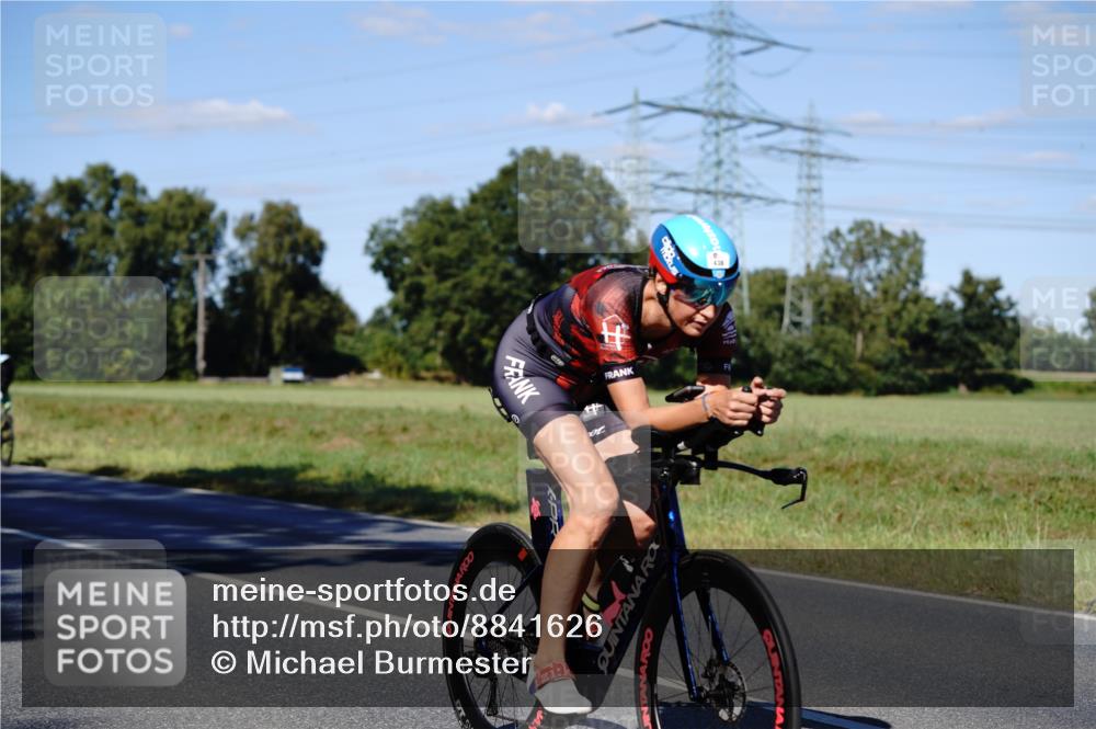 07.09.2025 - 19. Norderstedt Triathlon Michael Burmester http://msf.ph/oto/8841626 07.09.2025 15:30:56 Radfahren 438, 1482 meine-sportfotos.de