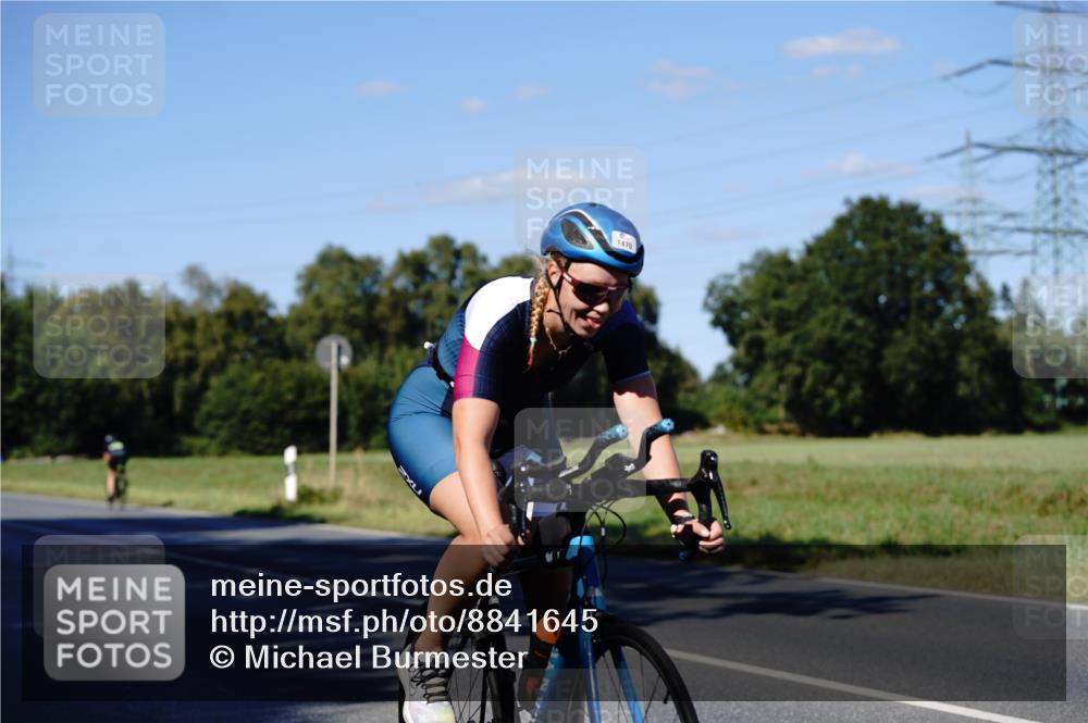07.09.2025 - 19. Norderstedt Triathlon Michael Burmester http://msf.ph/oto/8841645 07.09.2025 15:31:25 Radfahren 955, 1470, 1528 meine-sportfotos.de