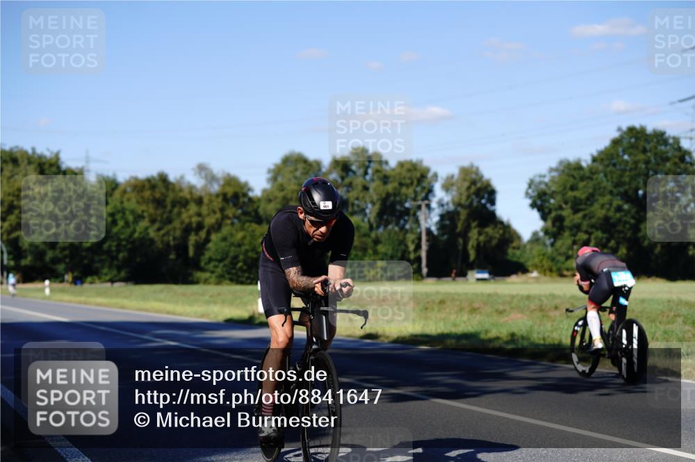 07.09.2025 - 19. Norderstedt Triathlon Michael Burmester http://msf.ph/oto/8841647 07.09.2025 15:31:33 Radfahren 937, 951, 1511 meine-sportfotos.de