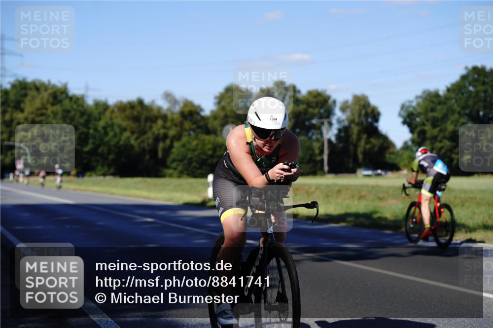 07.09.2025 - 19. Norderstedt Triathlon Michael Burmester http://msf.ph/oto/8841741 07.09.2025 15:32:46 Radfahren 936, 949, 1410, 1504 meine-sportfotos.de