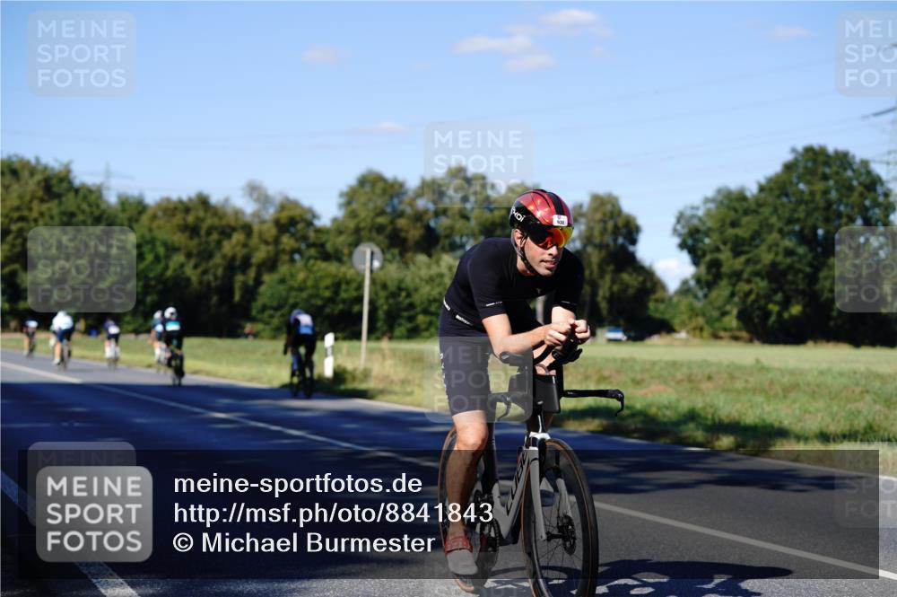 07.09.2025 - 19. Norderstedt Triathlon Michael Burmester http://msf.ph/oto/8841843 07.09.2025 15:34:37 Radfahren 440, 930 meine-sportfotos.de