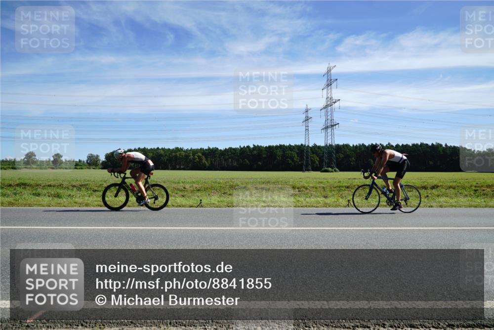 07.09.2025 - 19. Norderstedt Triathlon Michael Burmester http://msf.ph/oto/8841855 07.09.2025 12:27:18 Radfahren  meine-sportfotos.de