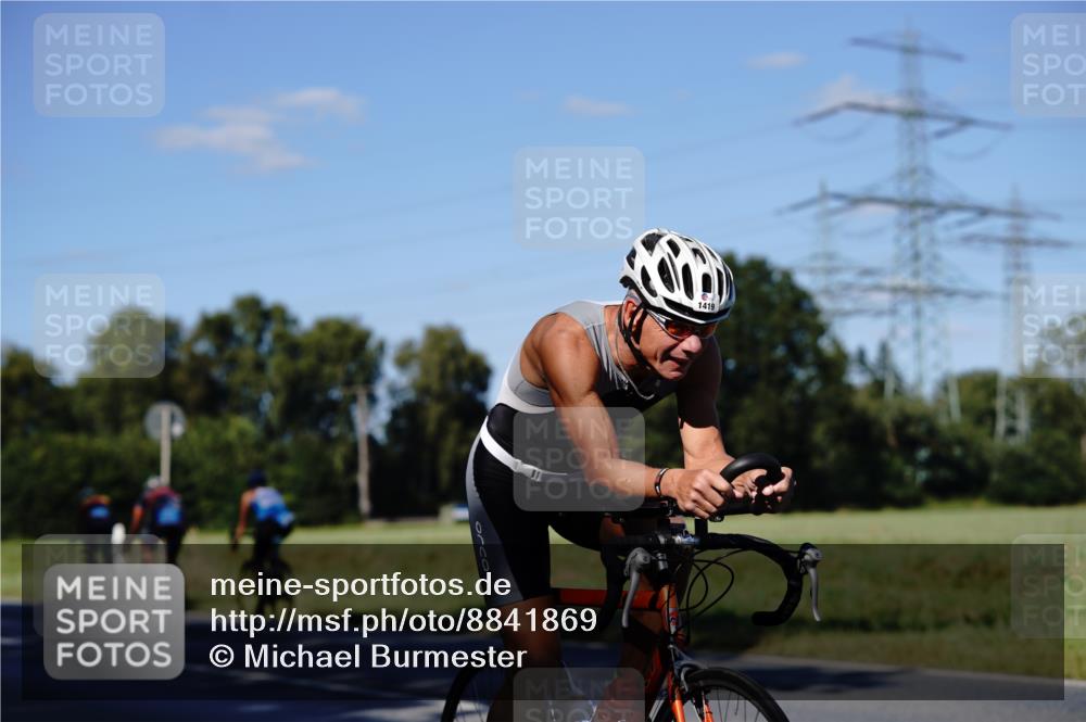 07.09.2025 - 19. Norderstedt Triathlon Michael Burmester http://msf.ph/oto/8841869 07.09.2025 15:35:26 Radfahren 386, 1419 meine-sportfotos.de