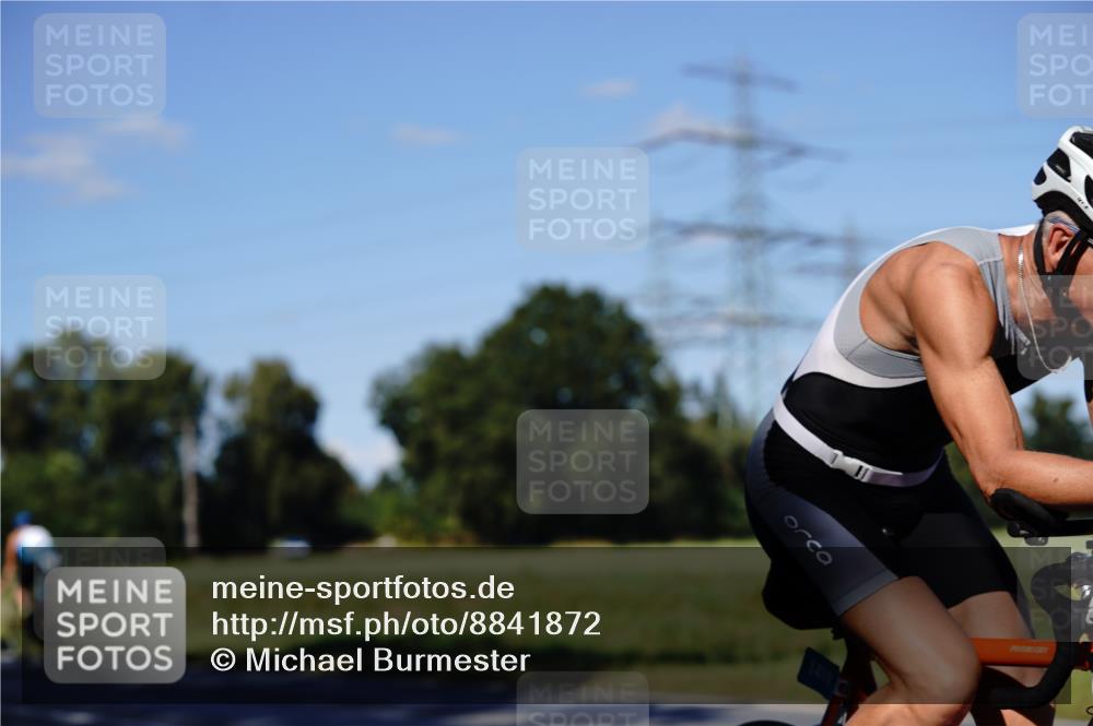 07.09.2025 - 19. Norderstedt Triathlon Michael Burmester http://msf.ph/oto/8841872 07.09.2025 15:35:27 Radfahren 1419 meine-sportfotos.de