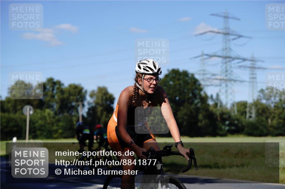 07.09.2025 - 19. Norderstedt Triathlon Michael Burmester http://msf.ph/oto/8841877 07.09.2025 15:35:39 Radfahren 457, 897 meine-sportfotos.de