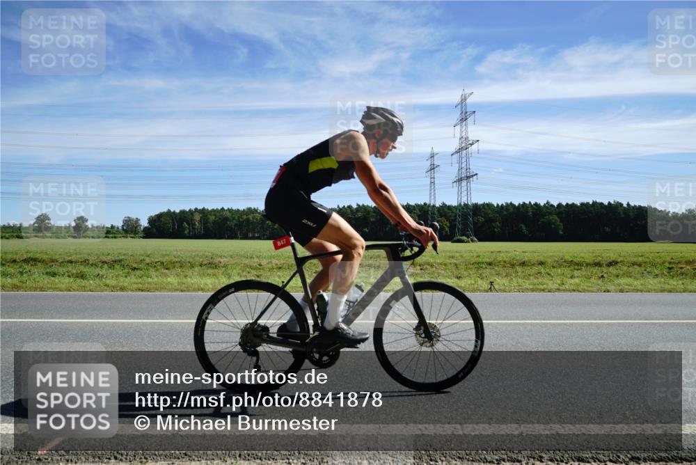 07.09.2025 - 19. Norderstedt Triathlon Michael Burmester http://msf.ph/oto/8841878 07.09.2025 12:27:22 Radfahren 847 meine-sportfotos.de