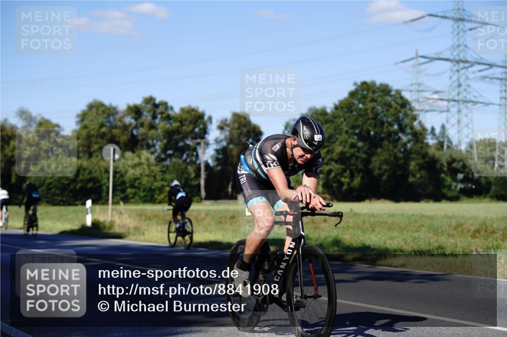 07.09.2025 - 19. Norderstedt Triathlon Michael Burmester http://msf.ph/oto/8841908 07.09.2025 15:36:19 Radfahren 935, 1484 meine-sportfotos.de
