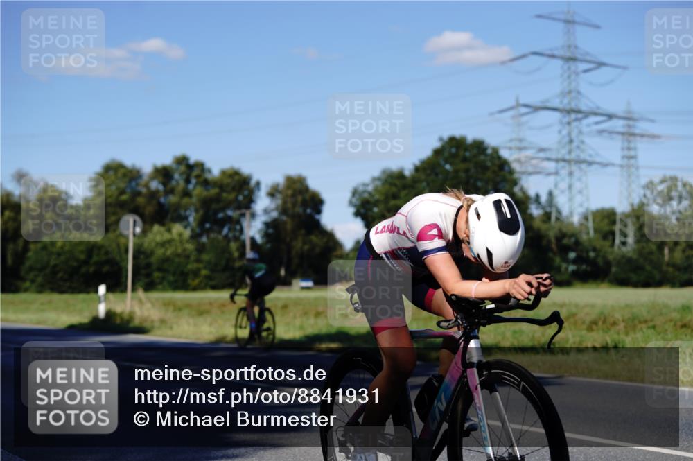 07.09.2025 - 19. Norderstedt Triathlon Michael Burmester http://msf.ph/oto/8841931 07.09.2025 15:36:43 Radfahren 1532 meine-sportfotos.de