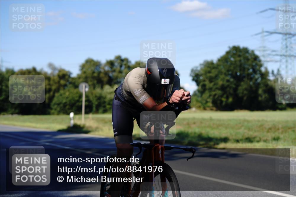 07.09.2025 - 19. Norderstedt Triathlon Michael Burmester http://msf.ph/oto/8841976 07.09.2025 15:38:23 Radfahren 514 meine-sportfotos.de