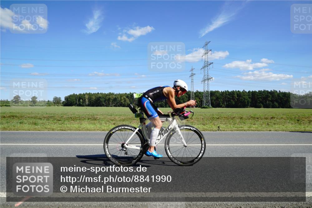 07.09.2025 - 19. Norderstedt Triathlon Michael Burmester http://msf.ph/oto/8841990 07.09.2025 14:34:31 Radfahren 477 meine-sportfotos.de
