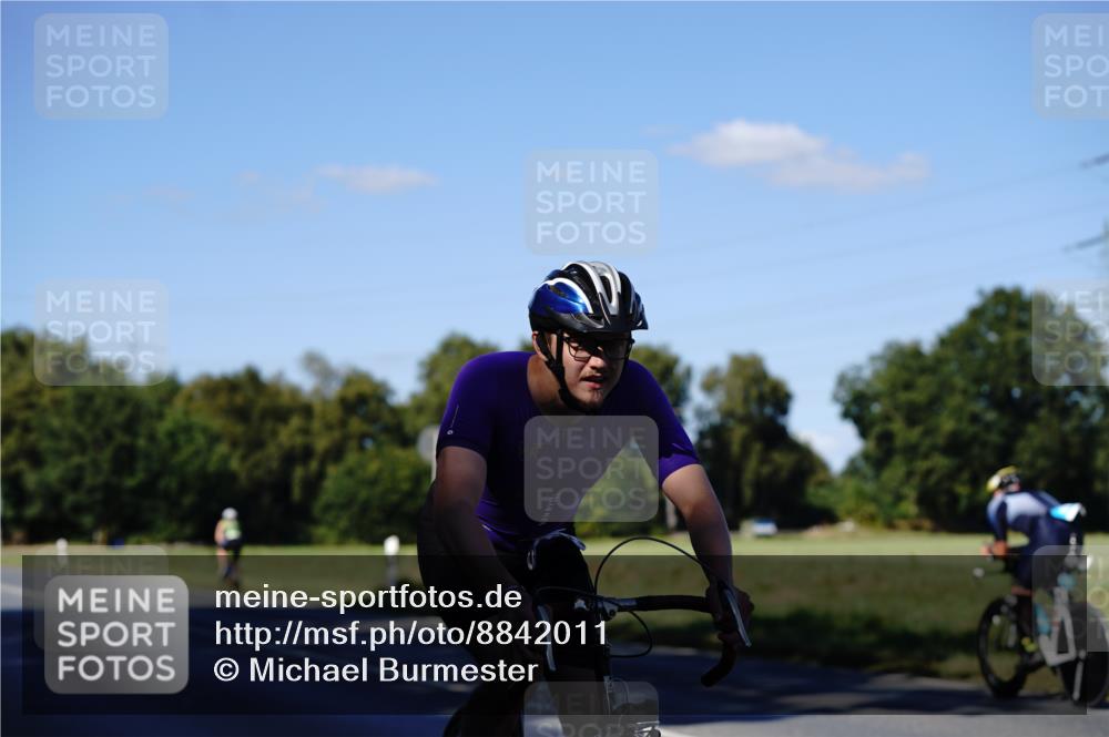 07.09.2025 - 19. Norderstedt Triathlon Michael Burmester http://msf.ph/oto/8842011 07.09.2025 15:39:03 Radfahren 1452 meine-sportfotos.de