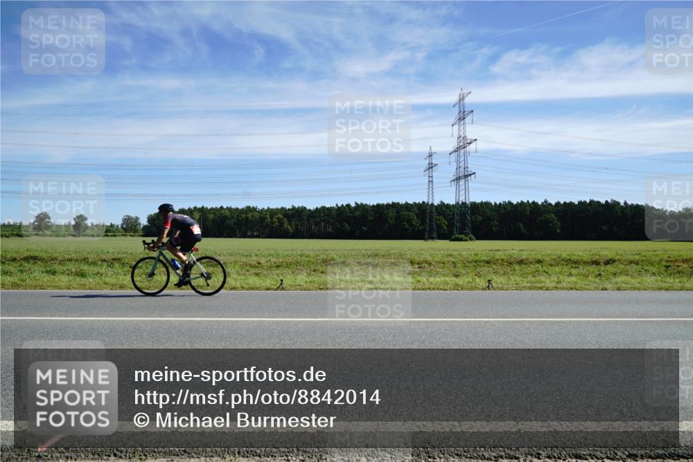 07.09.2025 - 19. Norderstedt Triathlon Michael Burmester http://msf.ph/oto/8842014 07.09.2025 12:27:59 Radfahren 1230, 1237, 1241, 1376 meine-sportfotos.de