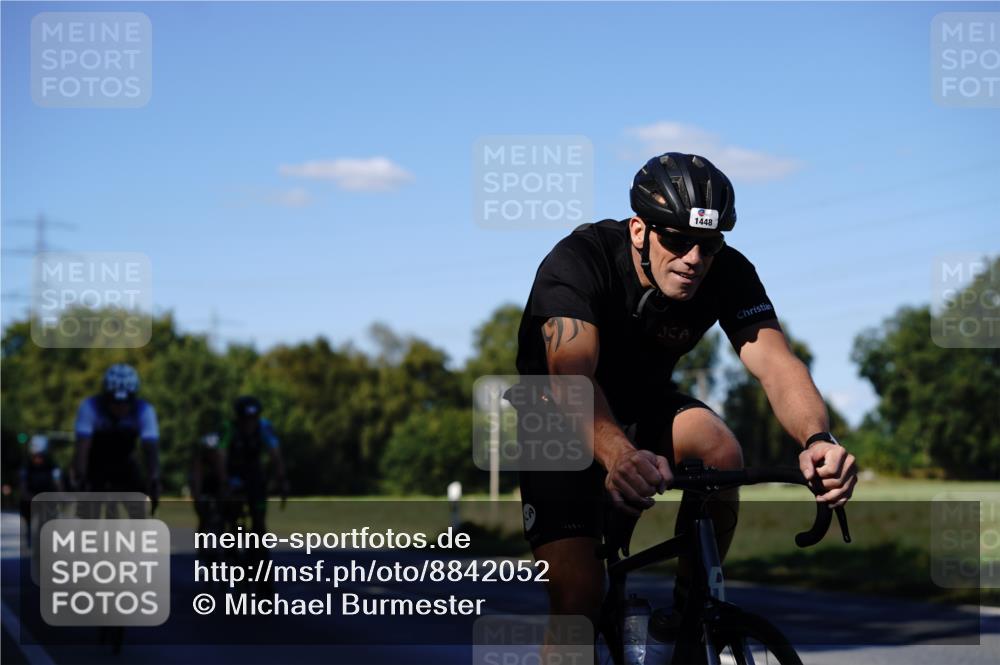 07.09.2025 - 19. Norderstedt Triathlon Michael Burmester http://msf.ph/oto/8842052 07.09.2025 15:40:06 Radfahren 923, 924, 1400, 1422, 1448, 1485 meine-sportfotos.de