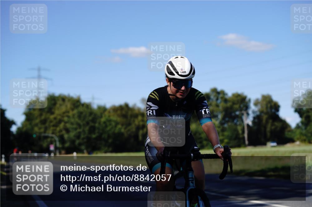 07.09.2025 - 19. Norderstedt Triathlon Michael Burmester http://msf.ph/oto/8842057 07.09.2025 15:40:08 Radfahren 923, 1400, 1422, 1448, 1485 meine-sportfotos.de