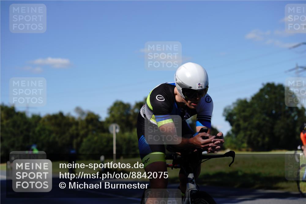 07.09.2025 - 19. Norderstedt Triathlon Michael Burmester http://msf.ph/oto/8842075 07.09.2025 15:40:49 Radfahren 403, 416, 1444 meine-sportfotos.de